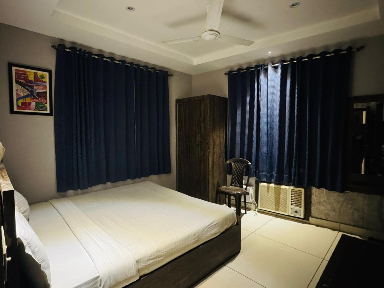 Hotel Pearl Inn Rudrapur Екстериор снимка